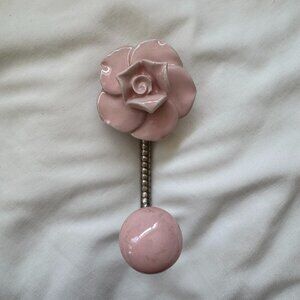 EUC, Anthropologie Floral Ceramic Wall Hook, Light Dusty Pink / Silver, One Size